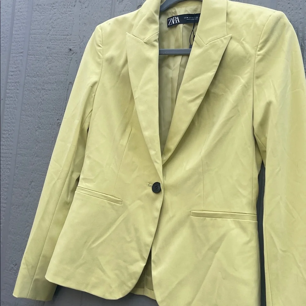 Zara Women's Light Yellow Suit Jacket